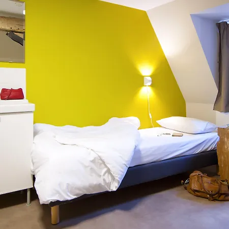 אכסניה The People - *