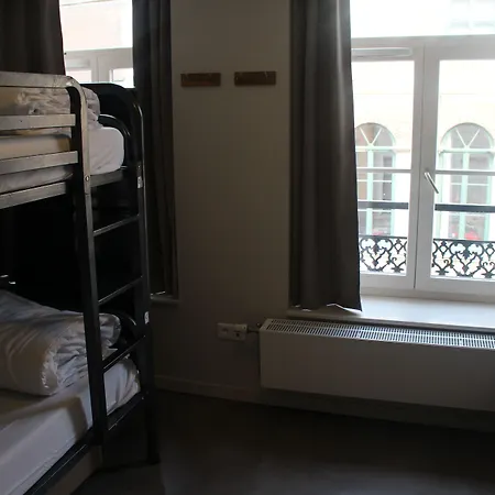 The People - * ליל