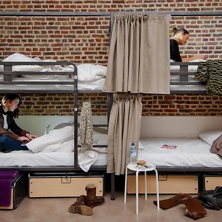 The People - * ליל