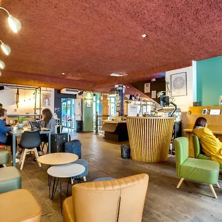 The People - * ליל