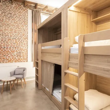 Hostal The People -