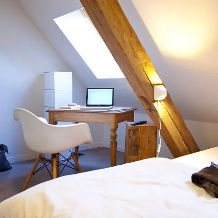 The People - Hostel Λιλ