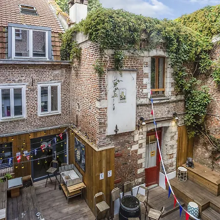 The People - Vandrarhem