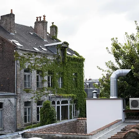 The People - Hostel *