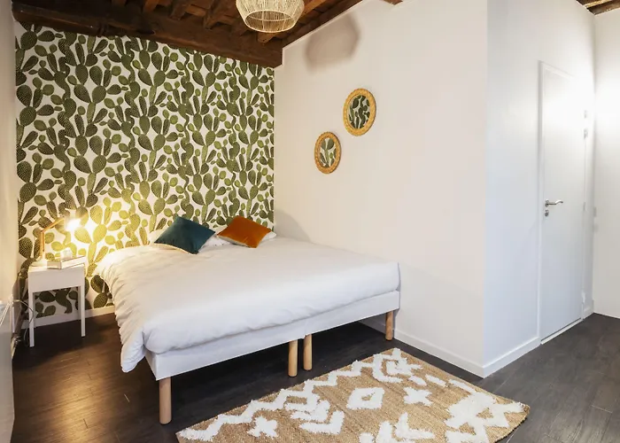 The People - Vandrarhem Lille