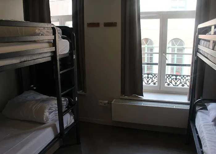 The People - * Lille