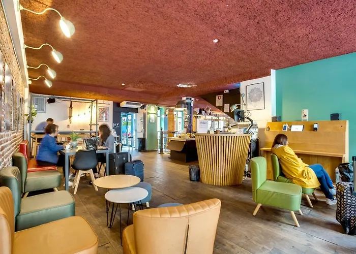 The People - * Lille