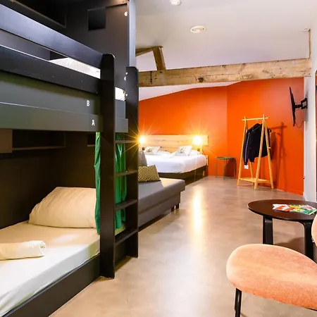 The People - Hostel Lille