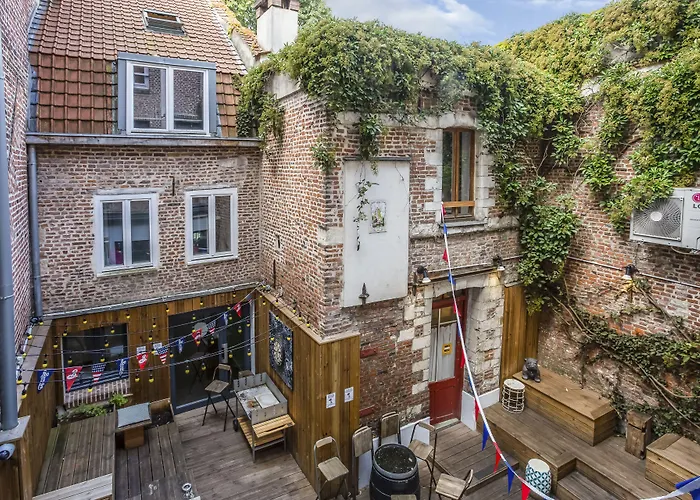 The People - Ostello