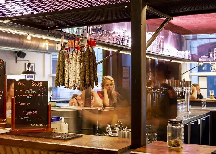 The People - Ostello