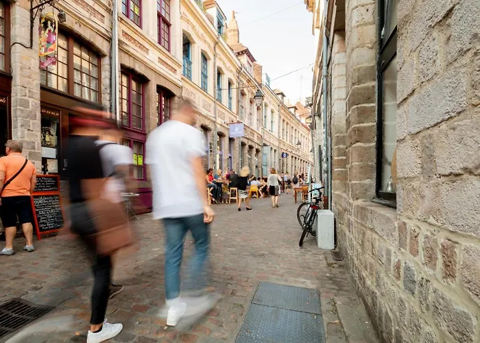 The People - Ostello